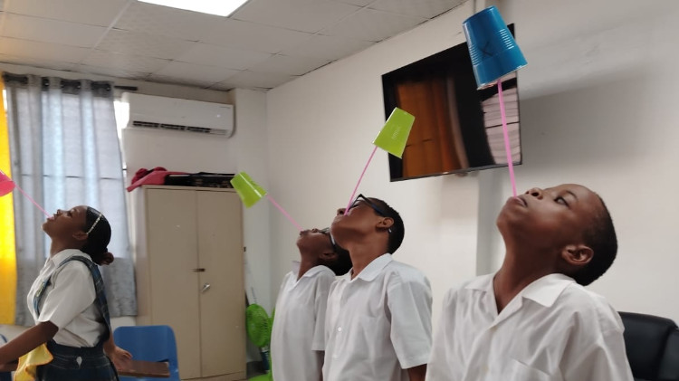 Imagen Estudiantes de Premedia del IPHE Colón fortalecen habilidades socioemocionales con Taller de Cuerdas