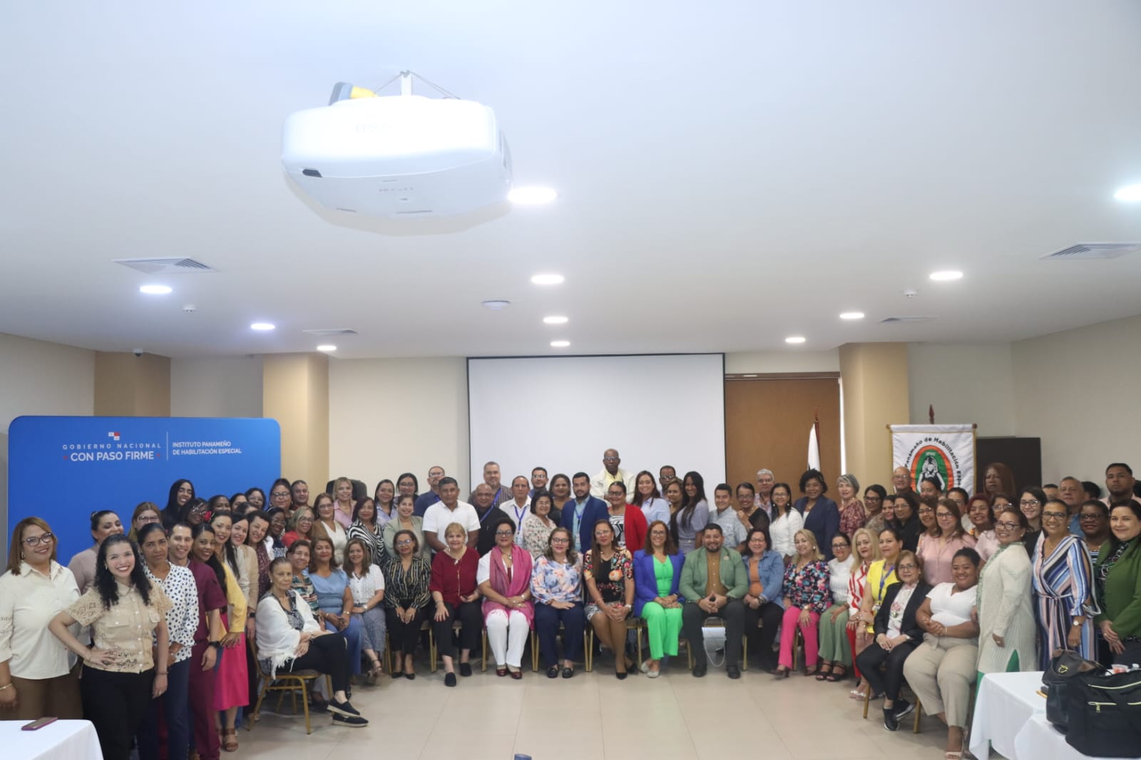 IPHE fortalece su gestión institucional con reunión nacional de directivos para impulsar la educación inclusiva.