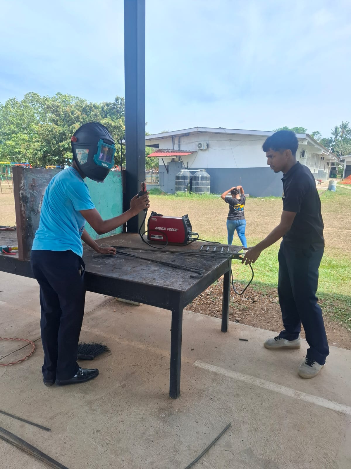 Estudiantes de CTI de Aguadulce afianzan competencias técnicas en soldadura