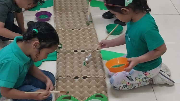 Imagen Qué aprenden los niños mediante experiencias lúdicas y sensoriales