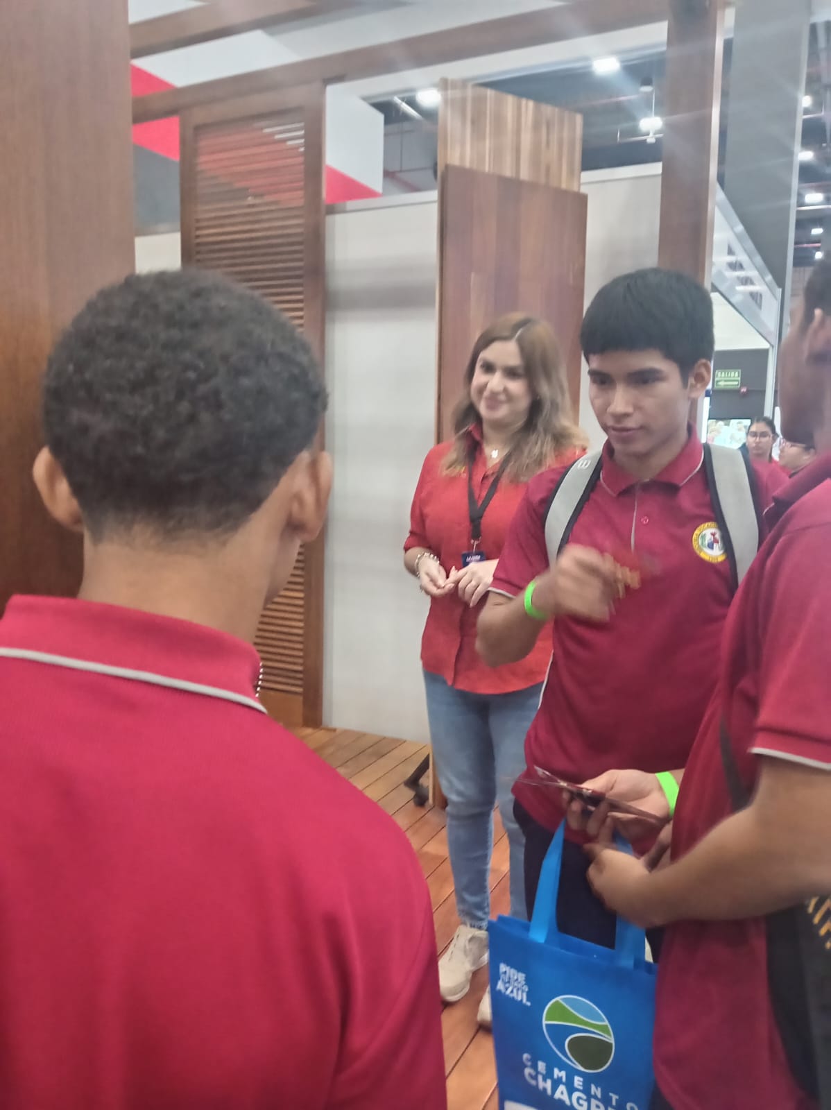 Estudiantes de Construcción fortalecen su formación técnica en Expo CAPAC