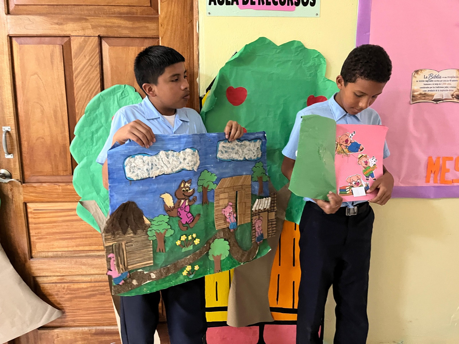 Estudiantes conocen los beneficios de cultivar el hábito de la lectura