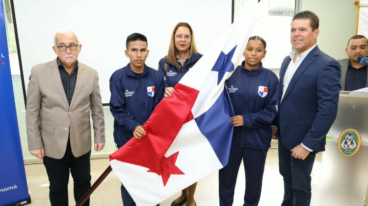 Imagen Atletas panameños reciben el Pabellón Nacional rumbo a los Juegos PARACODICADER 2026