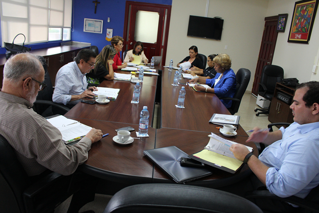 Directivos del IPHE reciben autorización del Patronato para desarrollar acciones de emprendimiento