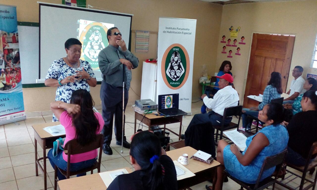 Docencia sobre derechos de personas con discapacidad en Almirante