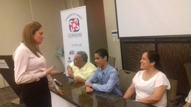 Personas con NEE relataron sus experiencias de vida en la Educación Inclusiva.