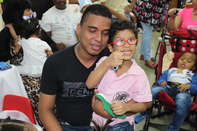 Estudiantes del CAIPI celebran el Día de Padre