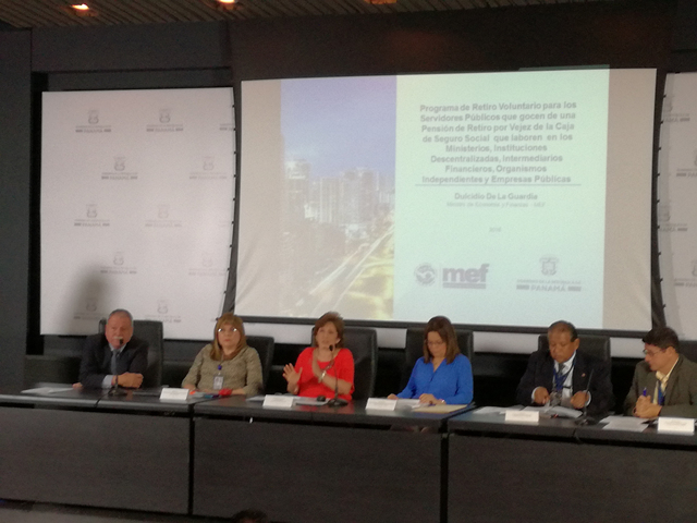 Funcionarios jubilados podrán acogerse al Programa de Retiro Voluntario