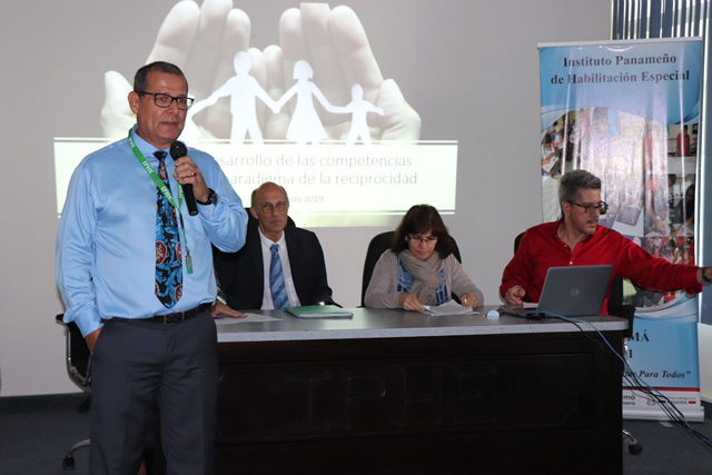 Expertas internacionales desarrollan conversatorio sobre Pedagogías Abiertas