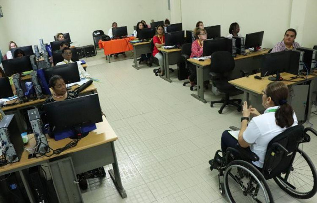 IPHE y la UTP estructuran proyecto de capacitación sobre Metodología de Investigación. 