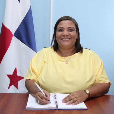 Subdirectora de Tocumen - Profa Miriam Urrunaga