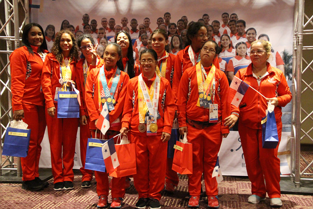 Delegación panameña de olimpiadas especiales regresa llena de medallas