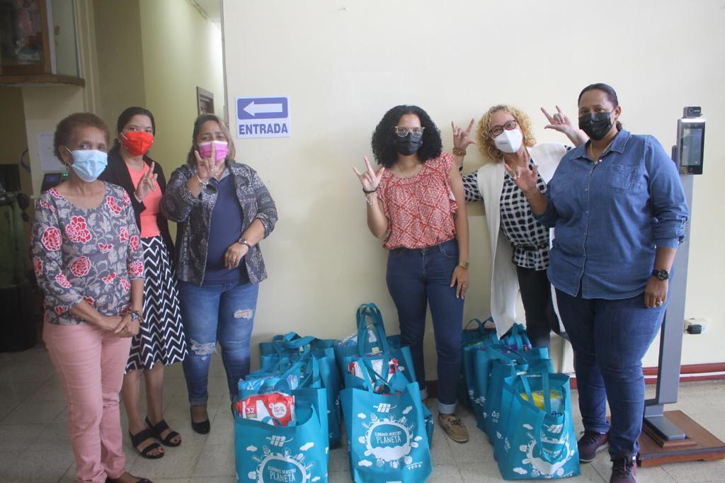 Estudiantes de medicina realizan donación