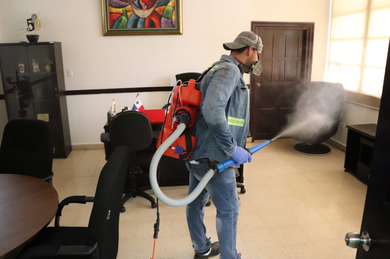 IPHE realiza continuamente proceso de nebulización 