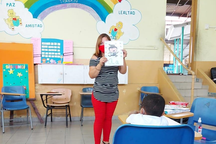 Tutorías presenciales: Una estrategia para afianzar los aprendizajes