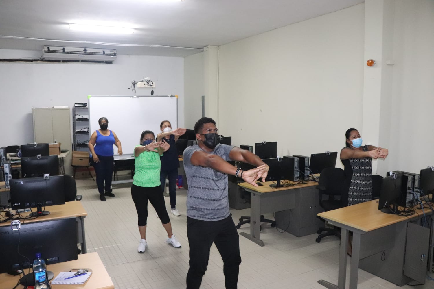 Escuela para Padres del IPHE conmemora 46 años al servicio de la comunidad educativa