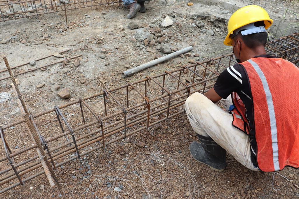 Continúa progreso de nuevas aulas en Colón  