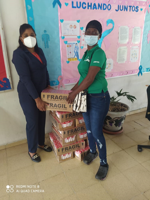 EVE entrega leche nutritiva a estudiantes