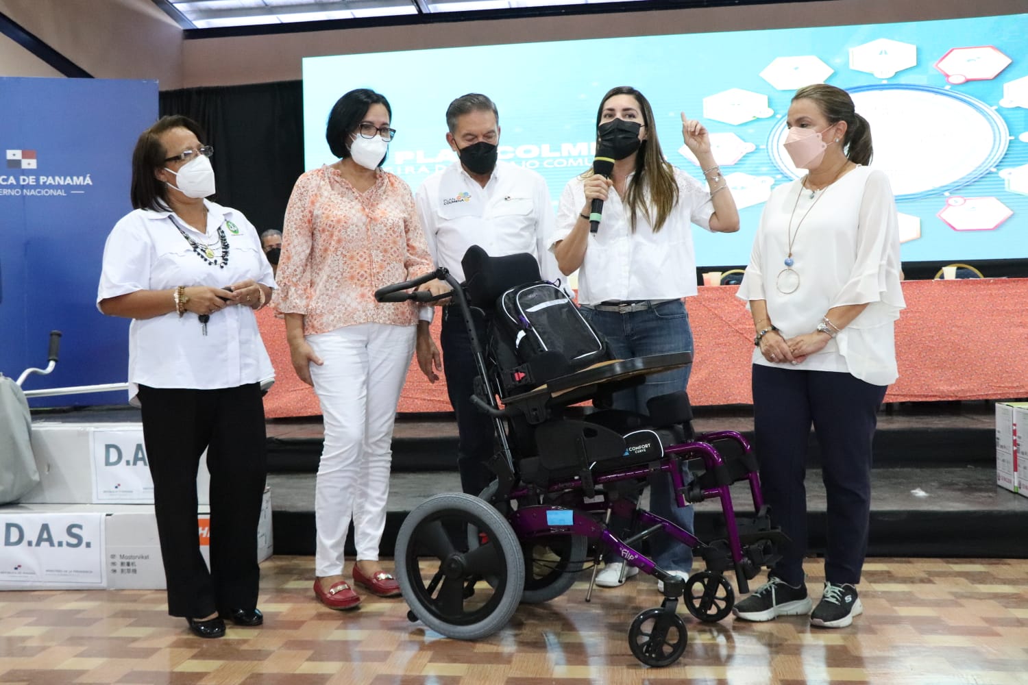  IPHE de Veraguas recibe valioso equipo para mejorar la calidad educativa