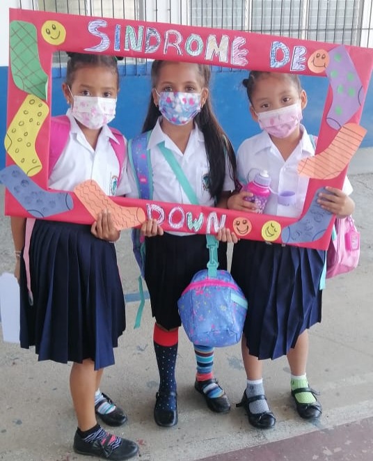 Estudiantes y docentes conmemoran Día Mundial del Síndrome de Down en Chiriquí  