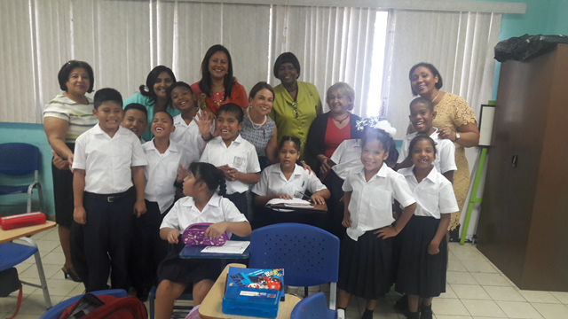 Acto cívico inclusivo da inicio a año escolar en la Escuela Ricardo J. Alfaro