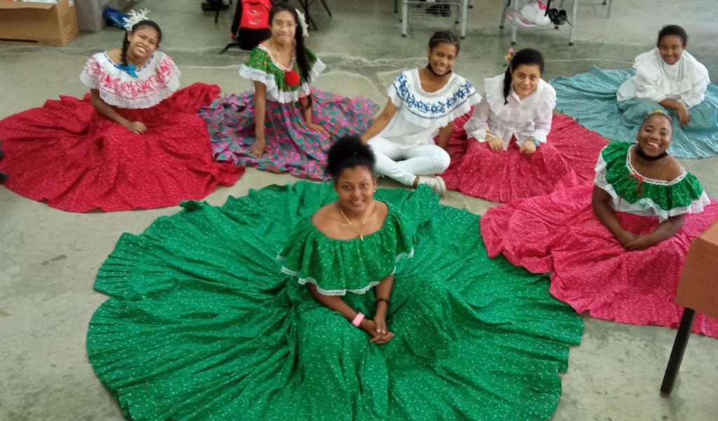 EVE celebra valores del folclore panameño