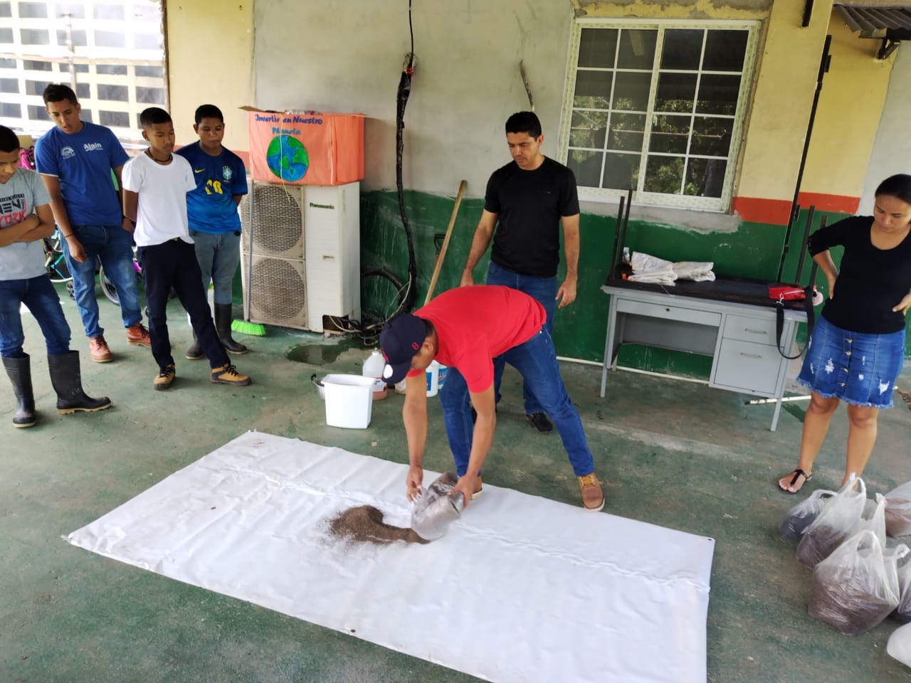 Estudiantes de CTI de Chepo elaboran abono orgánico