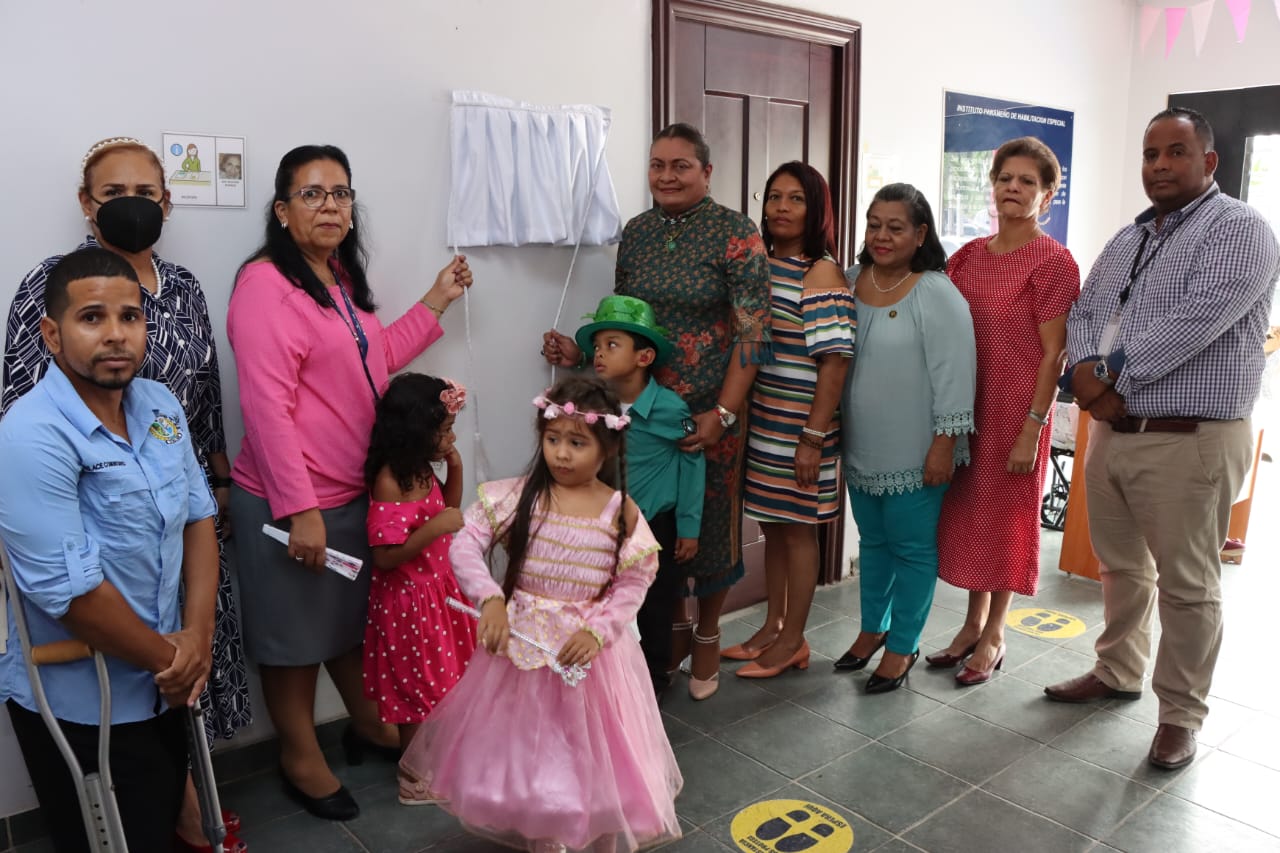Extensión de Penonomé celebró 53° Años de fundación