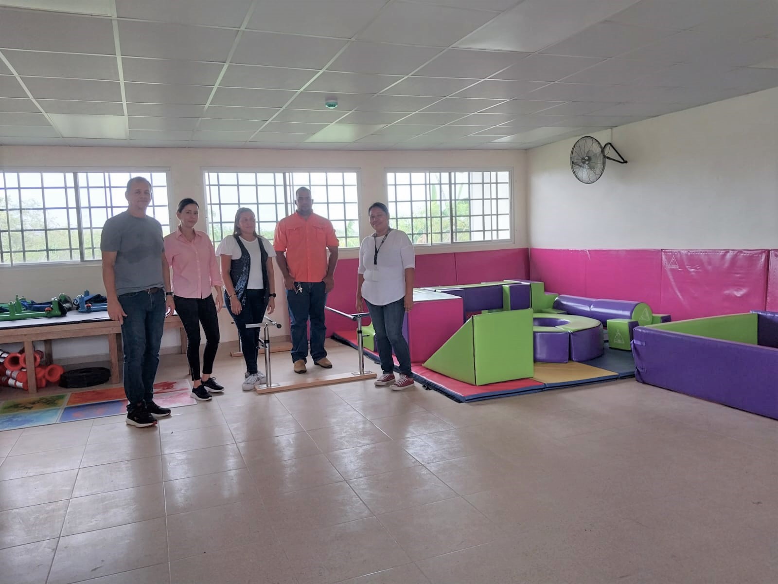 Pista de Equinoterapia de Antón recibe nuevos recursos terapéuticos educativos
