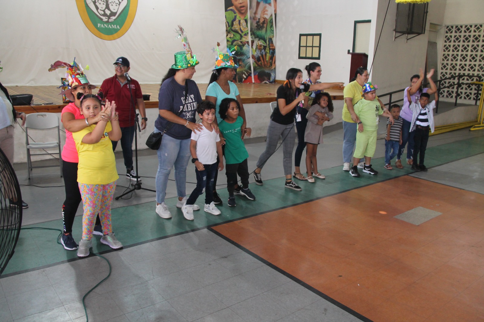 Programa de Autismo celebra el Mes del Niño y la Niña