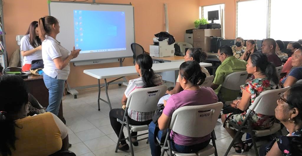 Consejeros en Rehabilitación realizan reunión de orientación educativa