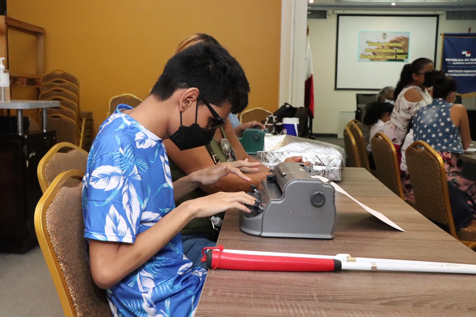 Servicios que garantiza el IPHE a través del Centro de Recursos Louis Braille.