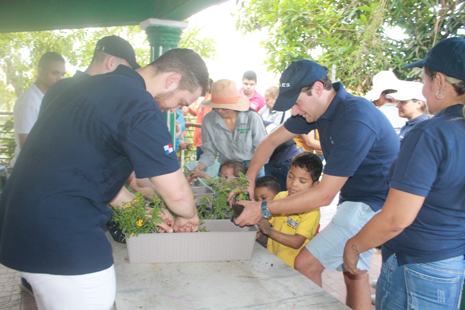 Estudiantes de CAIPI y Helen Keller participan de actividad sensorial