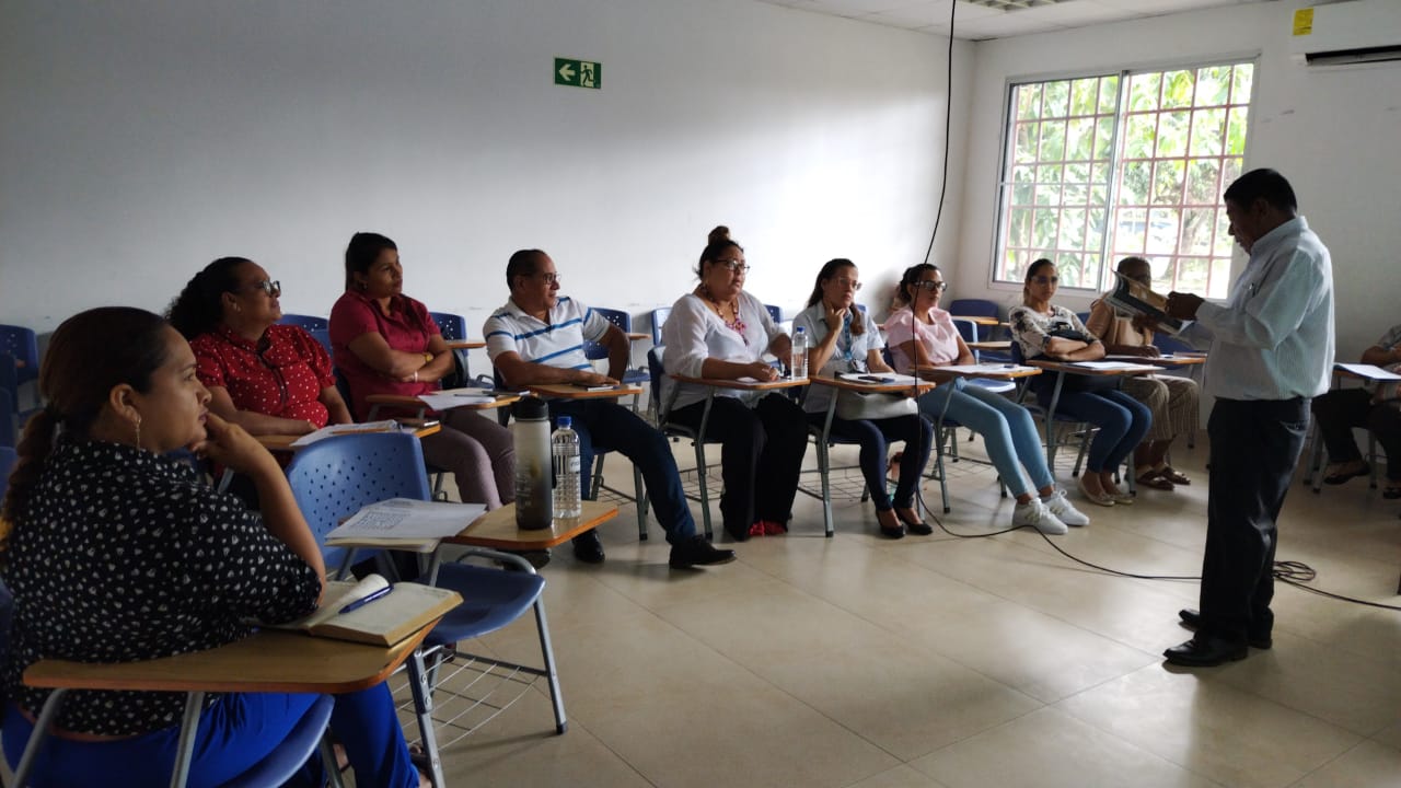 Especialistas del IPHE refuerzan conocimientos del Sistema Braille