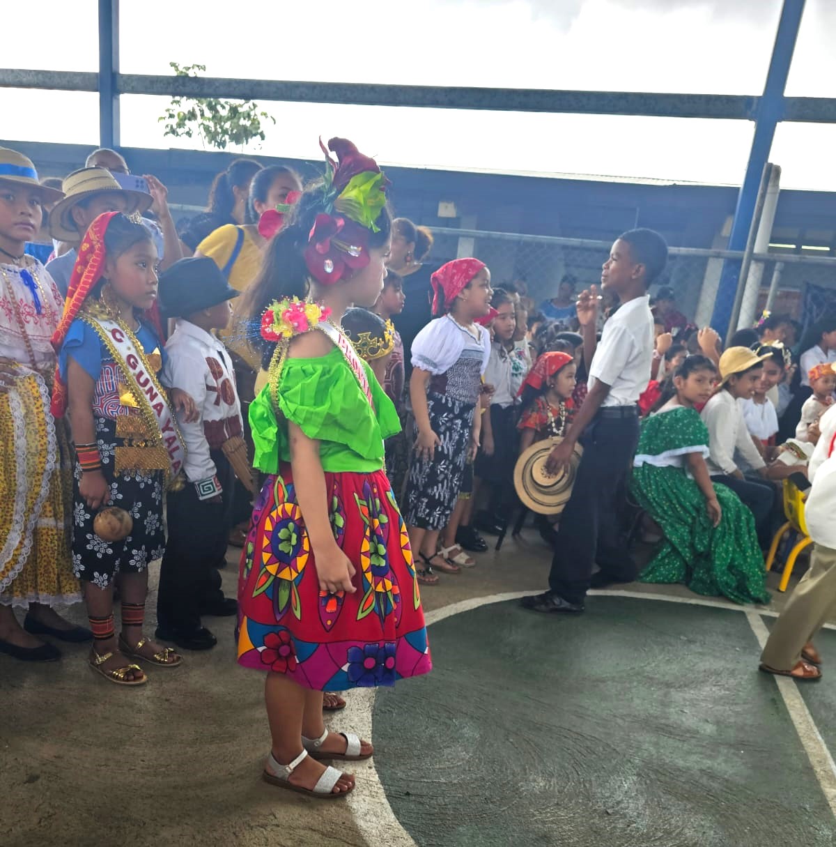 Escuela inclusiva de Tocumen participa en feria folclórica