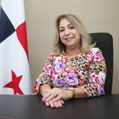 Director (a) Magistra Emma Barragán
