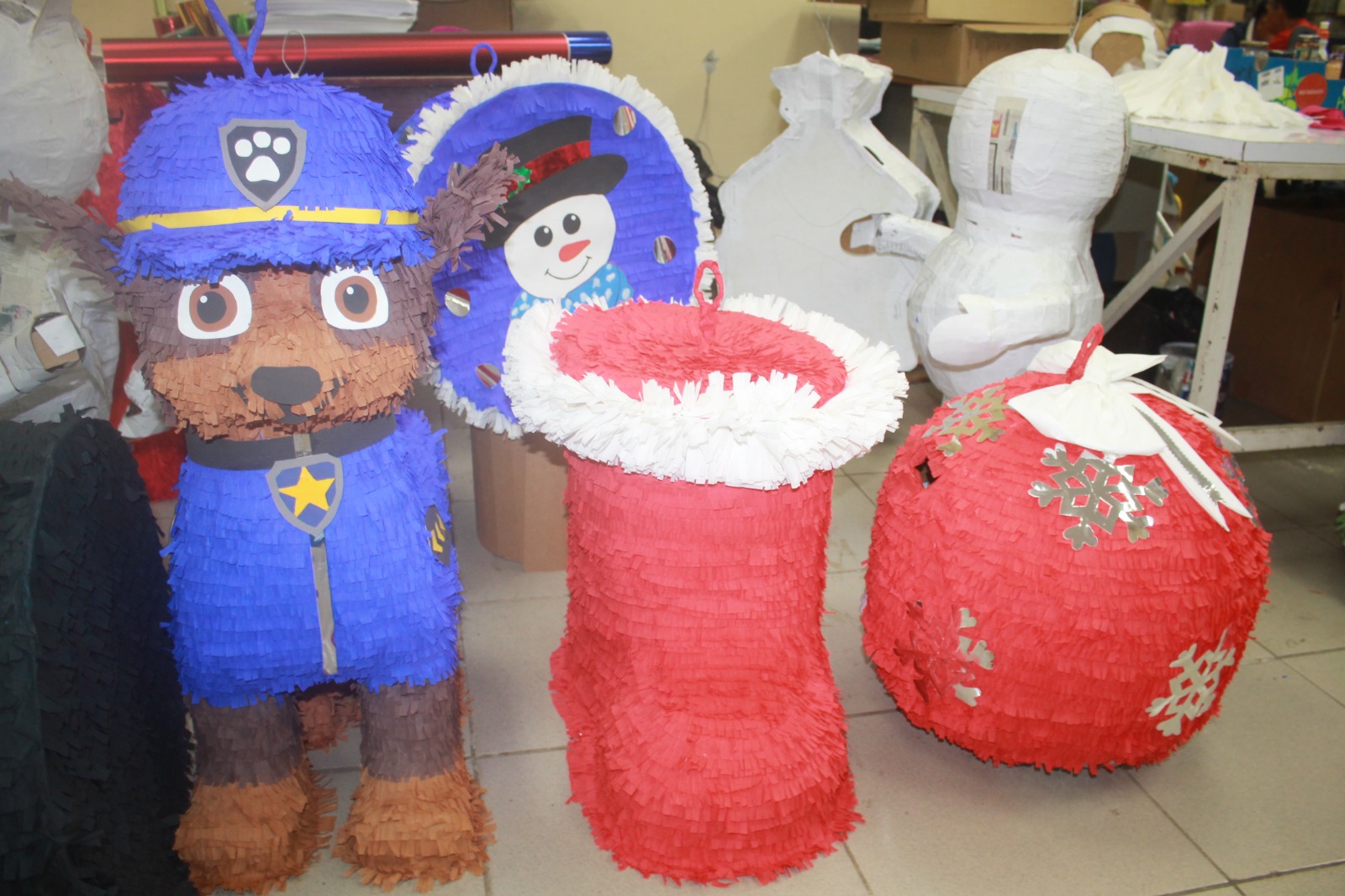 Taller de Piñatas continúa producción para el 2024