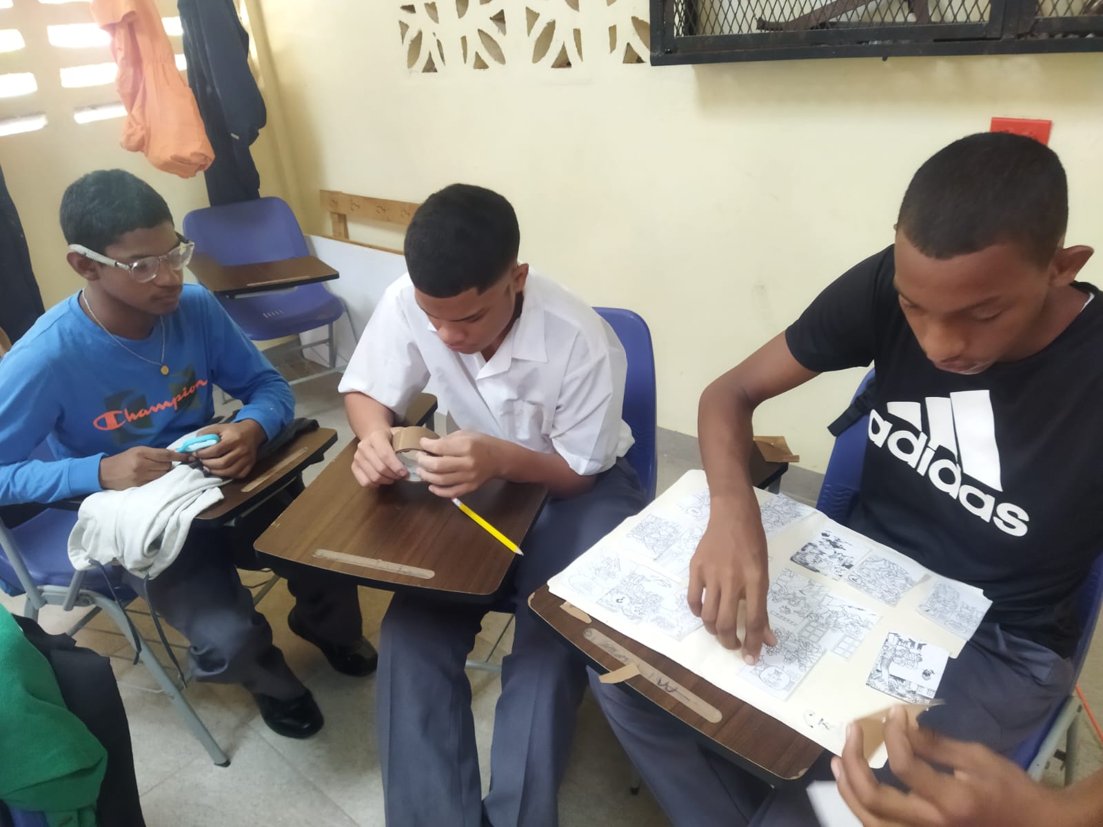 Estudiantes de CTI de Colón fortalecen sus habilidades en talleres especializado