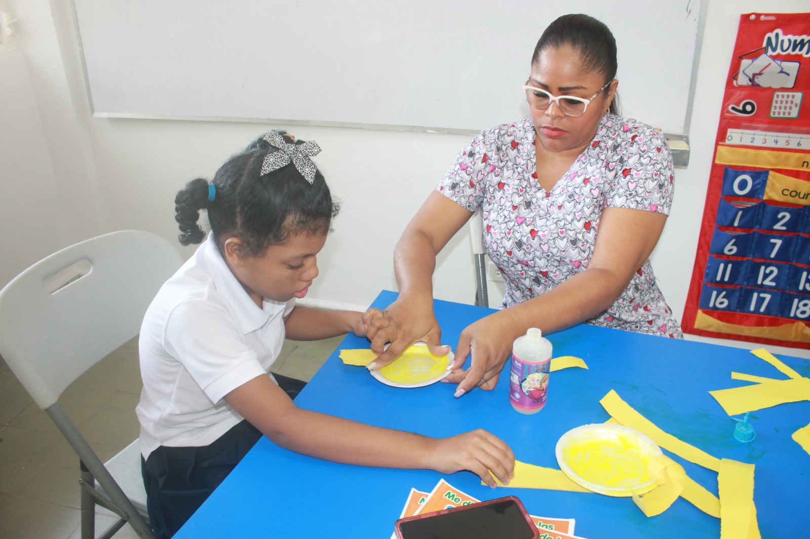 Población con discapacidad visual recibe servicios educativos de Escuela de Ciegos