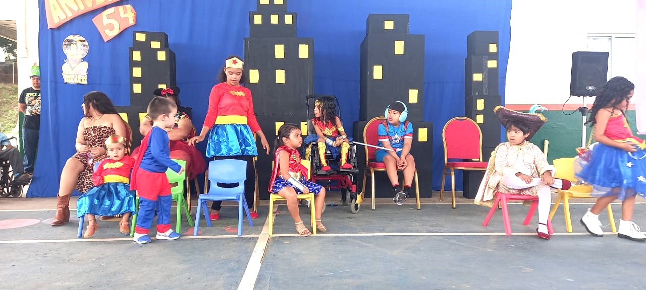 IPHE de Herrera conmemora con diversas actividades sus 54° aniversario de fundación