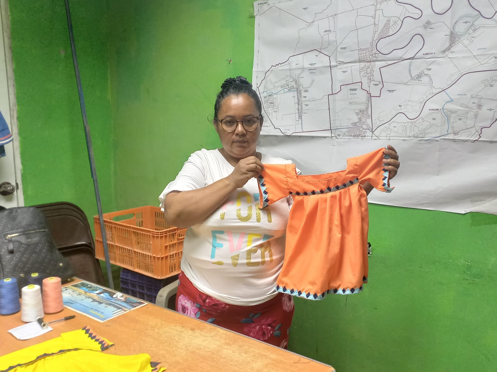 Confección de Vestimenta Alusiva a la Etnia Ngäbe: Un Proyecto de Emprendimiento en Bocas del Toro