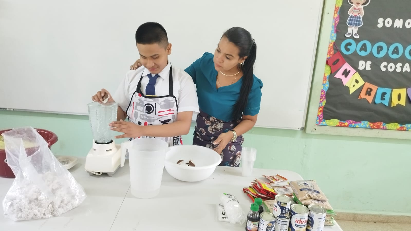 En Bocas del Toro aprenden a iniciar un emprendimiento
