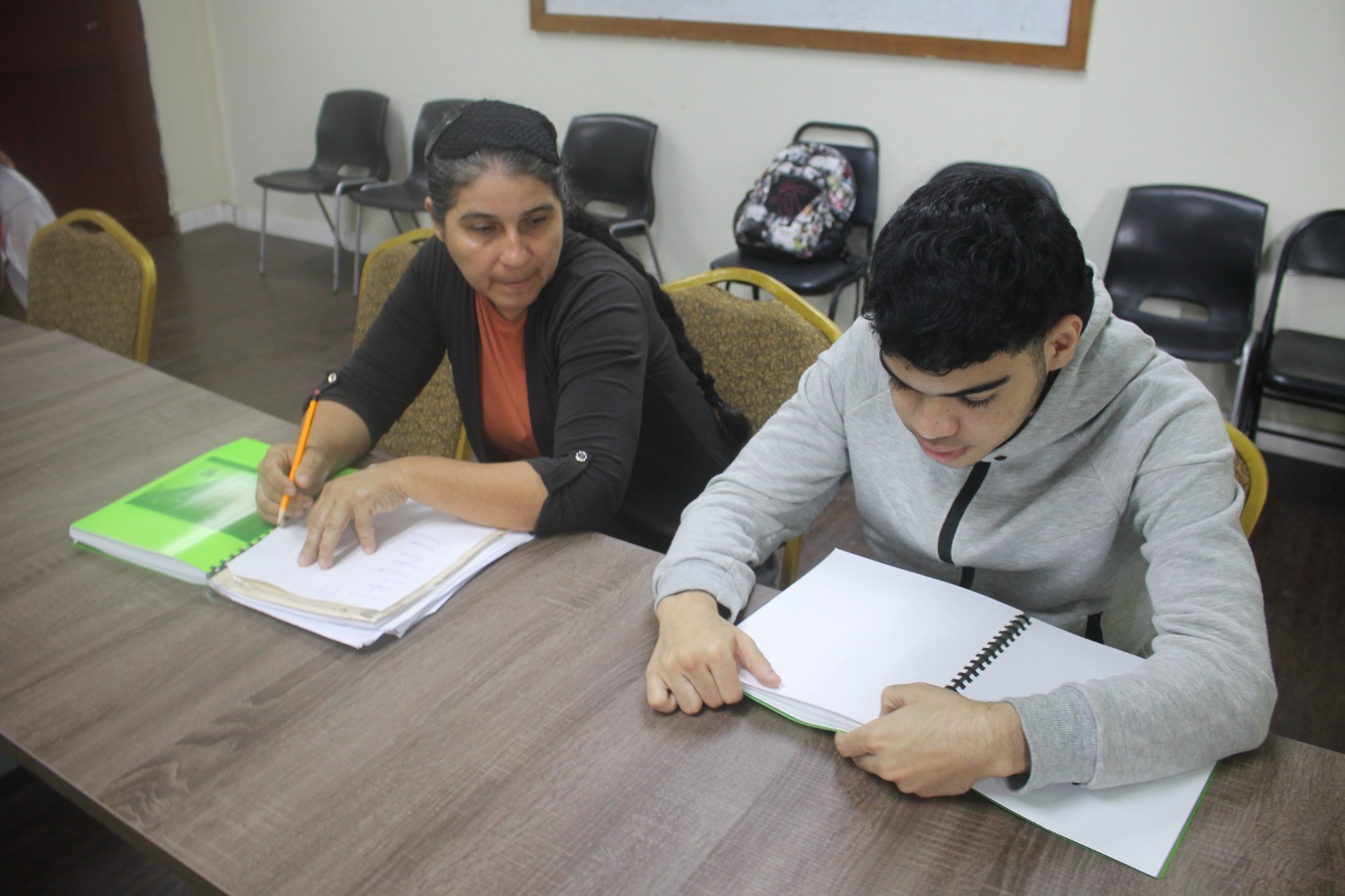El IPHE continúa con las tutorías inclusivas para estudiantes con discapacidad visual