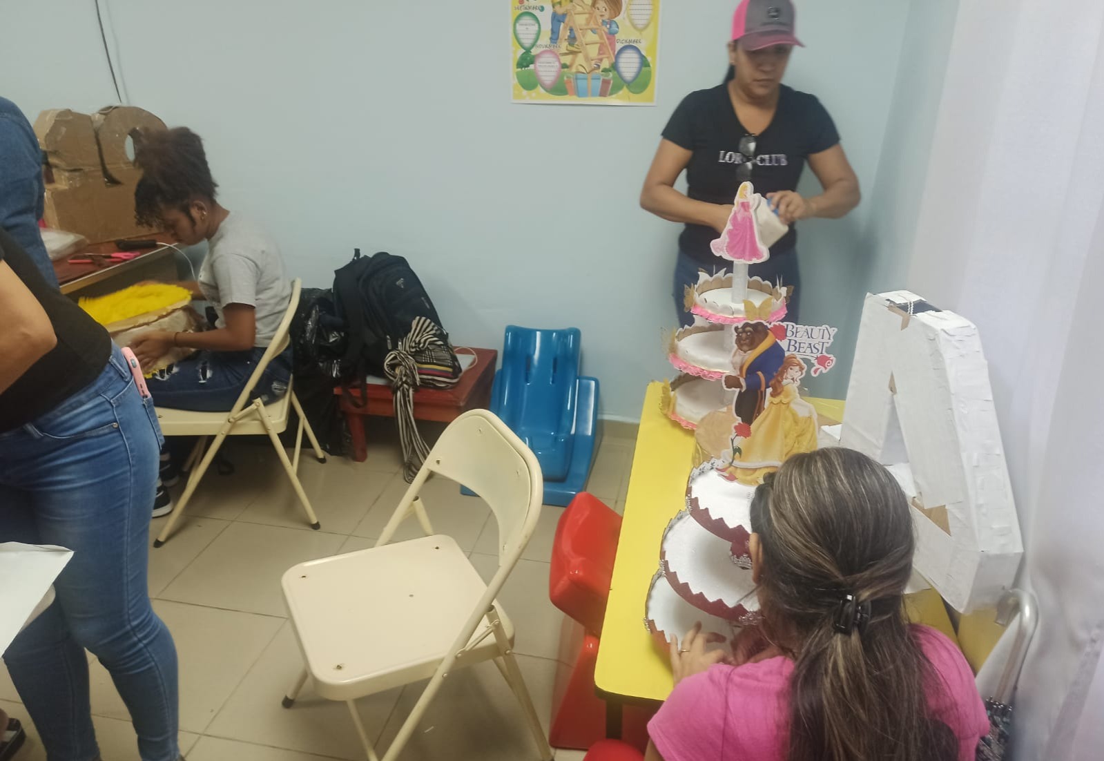 Madres de Chepo se capacitan en decoración de eventos