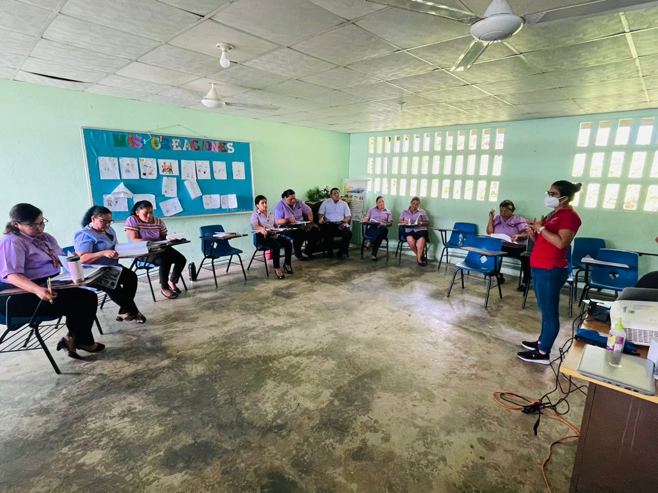 Docentes en Bocas del Toro conocen nuevas técnicas didácticas