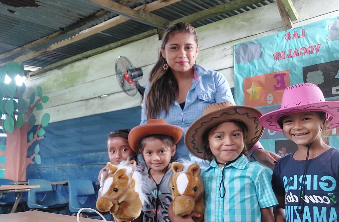Estudiantes de Darién celebran aniversario de la Educación Inicial