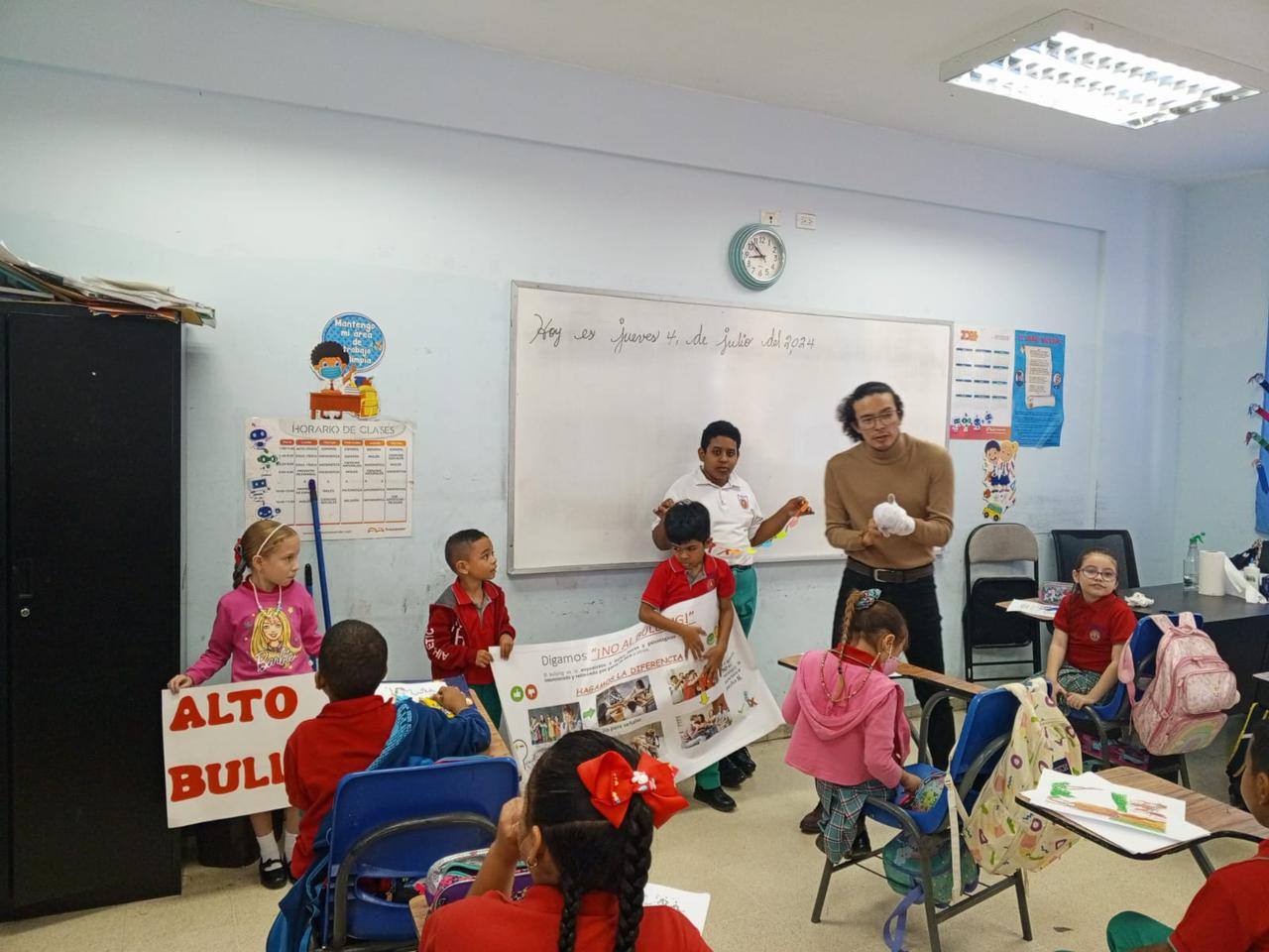 Taller de Sensibilización Contra el Bullying en Escuela Inclusiva