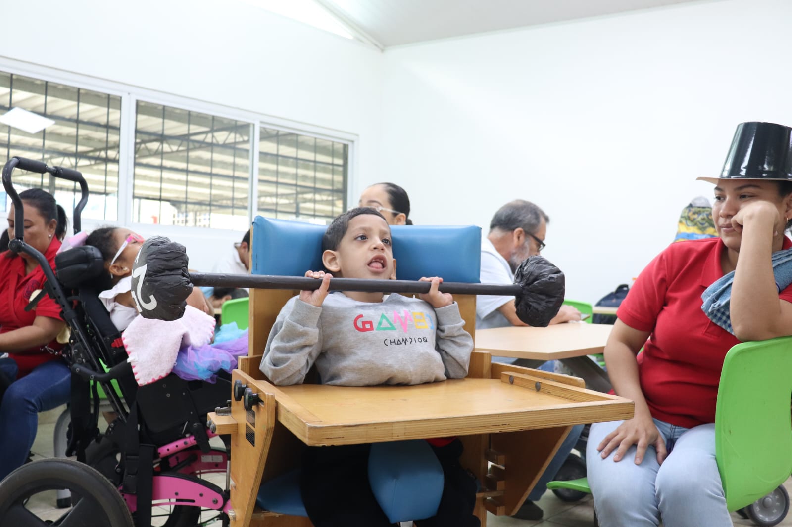 Estudiantes con parálisis cerebral se beneficiarán en feria de la salud