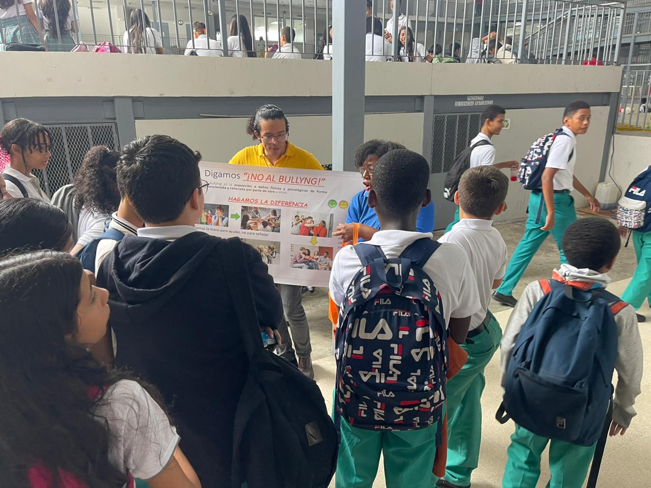 Estudiantes de la Escuela Ernesto T. Lefevre son sensibilizados contra el Bullying y la Discriminación