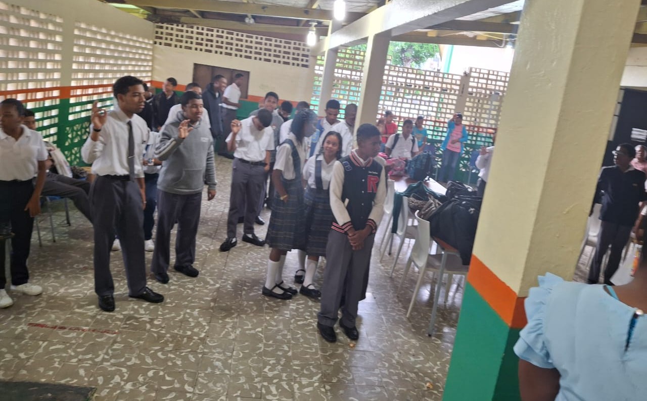 Realizan el Día de la Oración en el Extensión de Colón